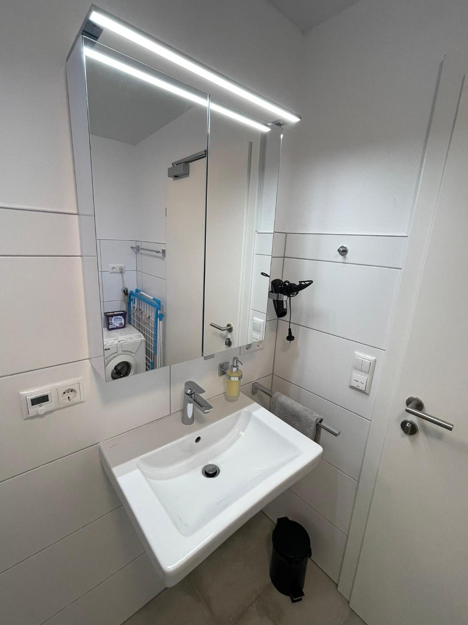 Mitzis Stubn Apartments - Bad Goisern - 24-Hour Self Check-In المظهر الخارجي الصورة